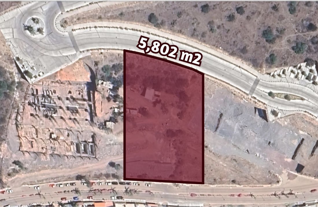 Land in Santiago de Querétaro, Querétaro, Mexico 2 - 17505675