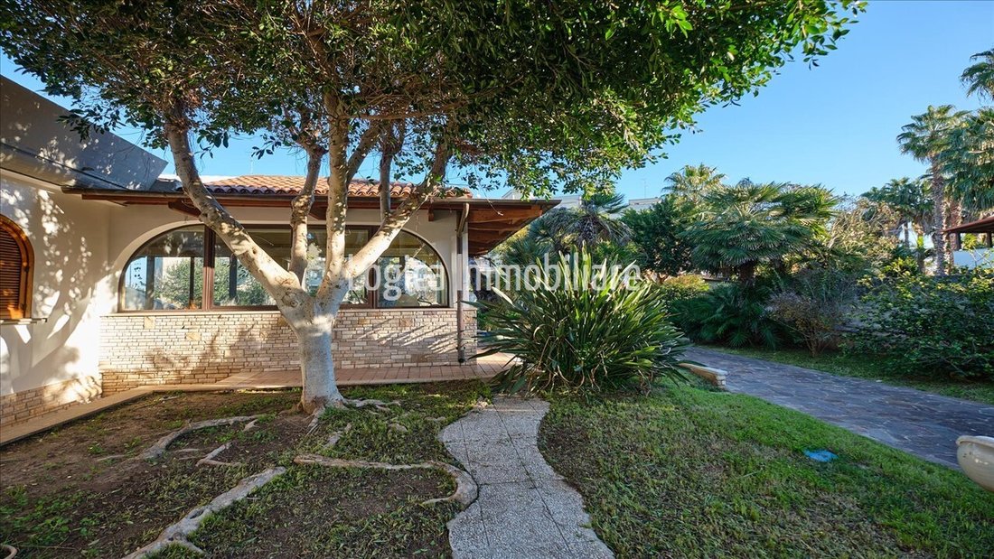 Villa in Italy 4 - 17506096