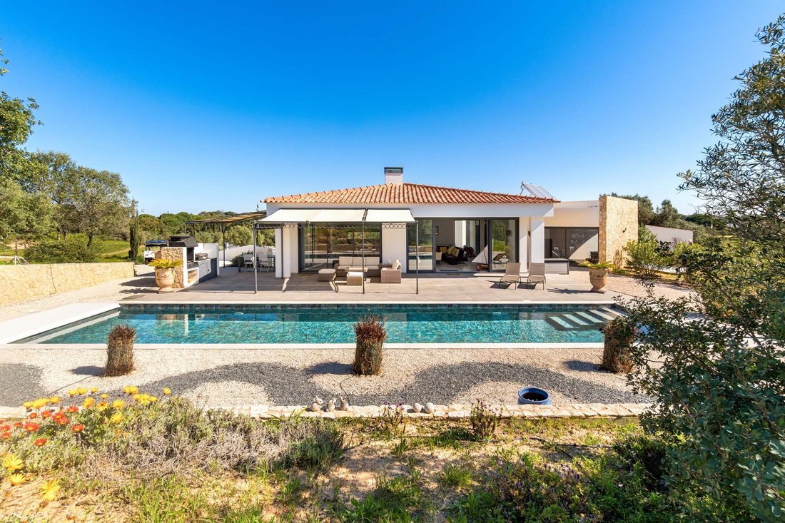 House in Lagoa e Carvoeiro, Algarve, Portugal 2 - 17509512