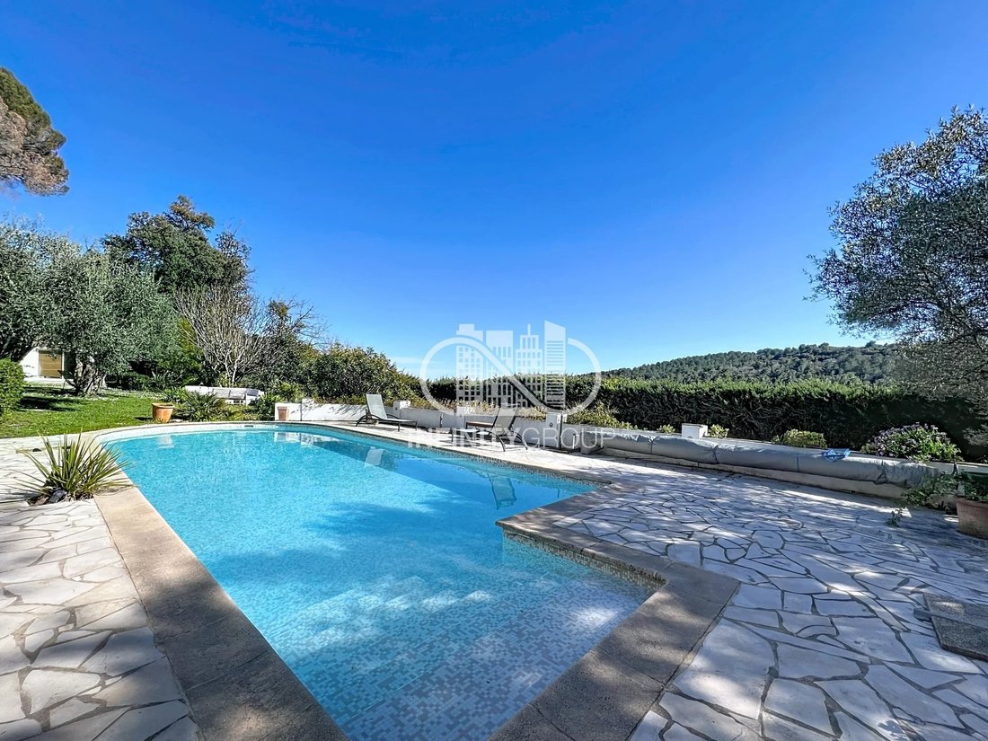 Villa in Opio, Provence-Alpes-Côte d'Azur, France 2 - 17510982