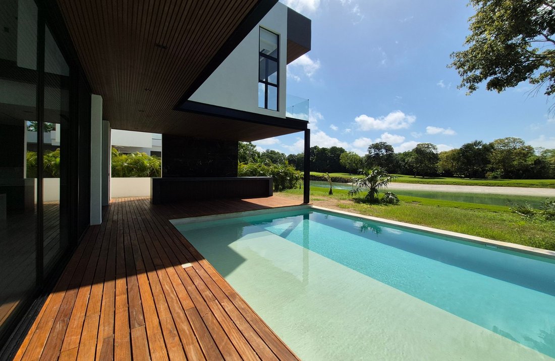 House in Yucatán Country Club, Yucatan, Mexico 1 - 17505092