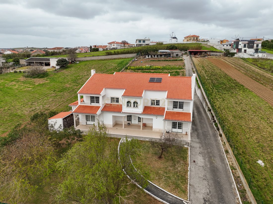 Villa in Ponte do Rol, Lisbon, Portugal 3 - 17505831