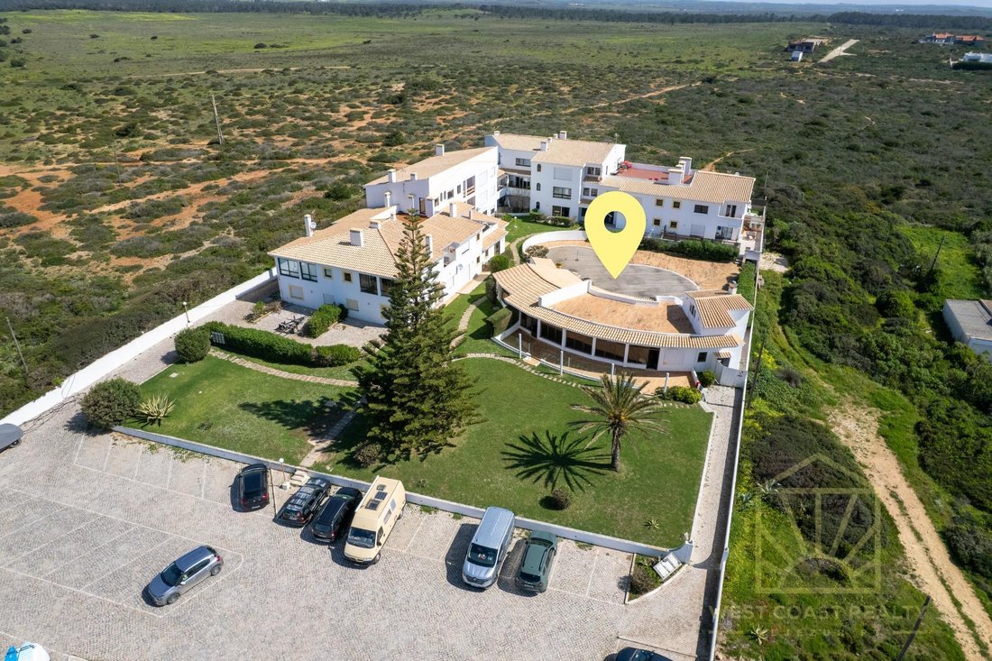 Budens, Algarve, Portugal 4 - 17508691