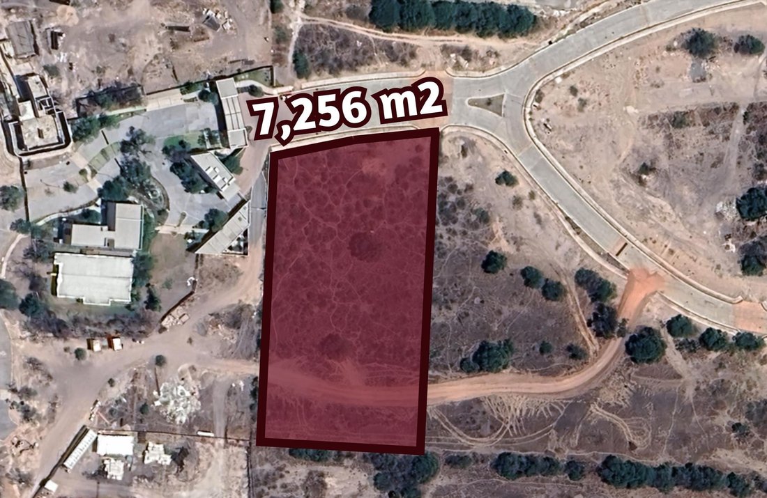 Land in Santiago de Querétaro, Querétaro, Mexico 2 - 17507063