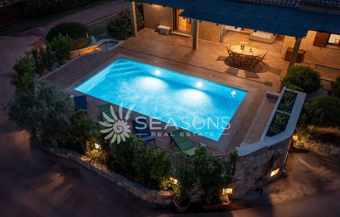 Villa in Peripheral Fractions, Olbia, Sardinia 4 - 17510932