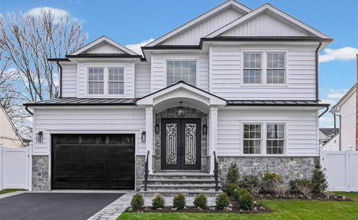 House in Hicksville, New York, United States 1