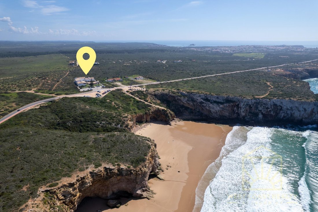 Budens, Algarve, Portugal 2 - 17508691