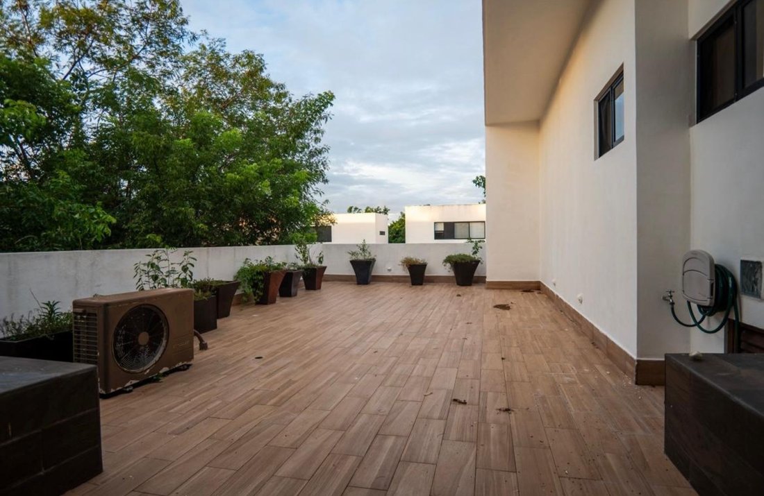 House in Yucatán Country Club, Yucatan, Mexico 4 - 17506047