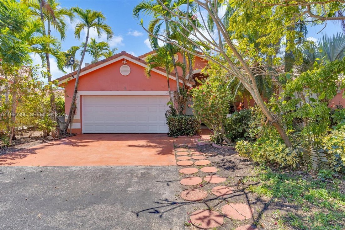 House in West Miami, Florida, United States 2 - 17504420