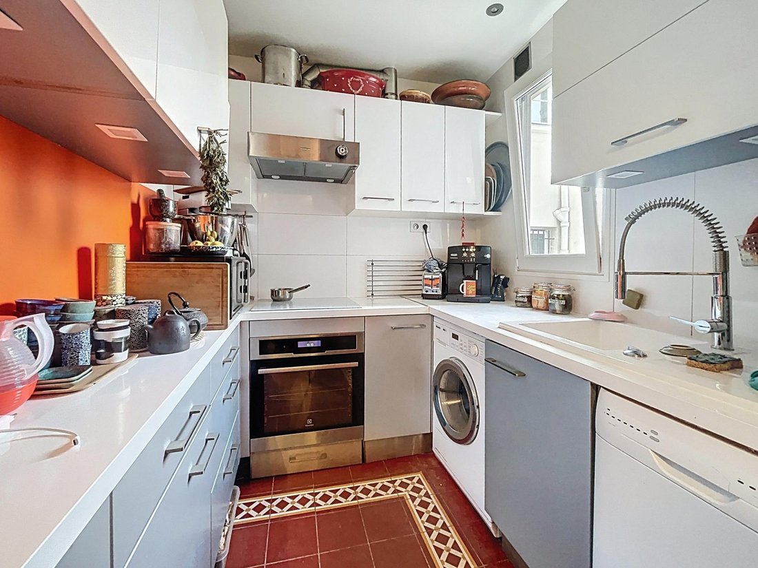 Apartment in Clignancourt-Jules Joffrin, Paris 18e Arrondissement, Paris 4 - 17511432