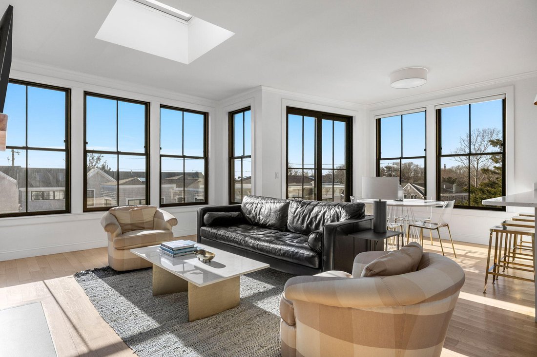 Condo in Provincetown, Massachusetts, United States 2 - 17513111