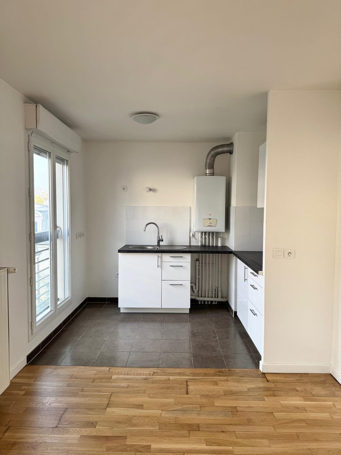 Apartment in Puteaux, Ile-de-France, France 4 - 17508123