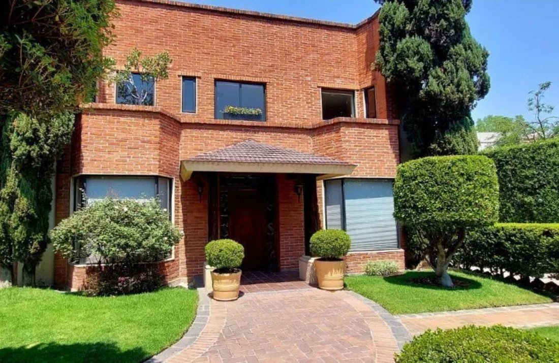 House in Mexico City, Mexico 2 - 17505915