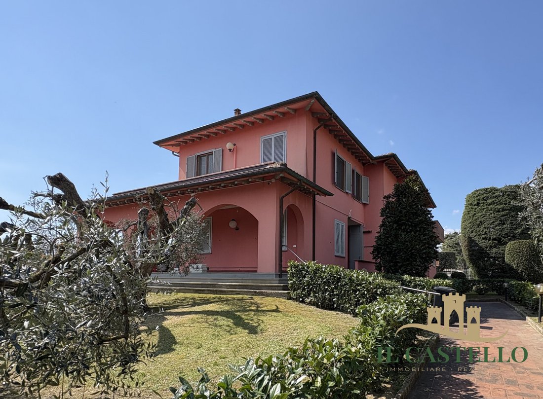 Villa in Castiglione del Lago, Umbria, Italy 1 - 17506513