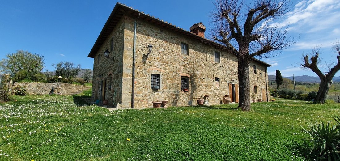 Country House in Borgo a Cascia, Reggello, Tuscany 3 - 17510519