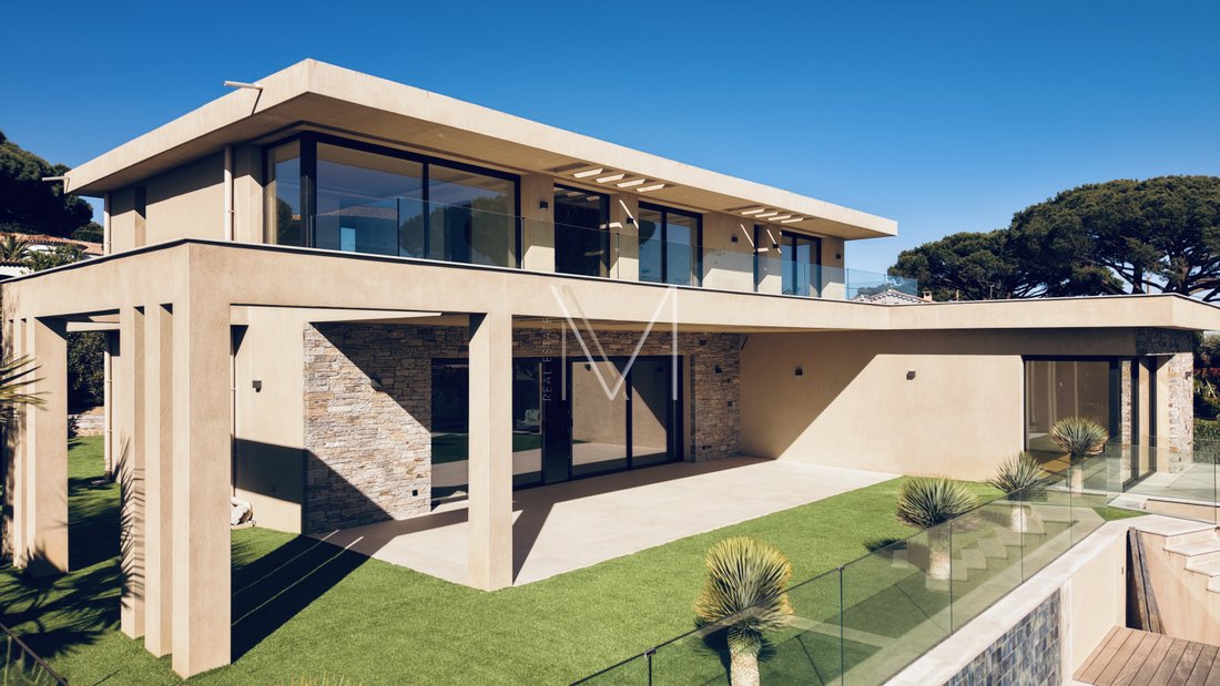 Villa in Nartelle-Noyer-Bellevue-bd des Sardinaux, Sainte-Maxime, France 4 - 16247870