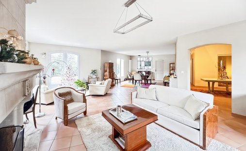 House in Le Grand Clos, Murs-Erigne, France 1
