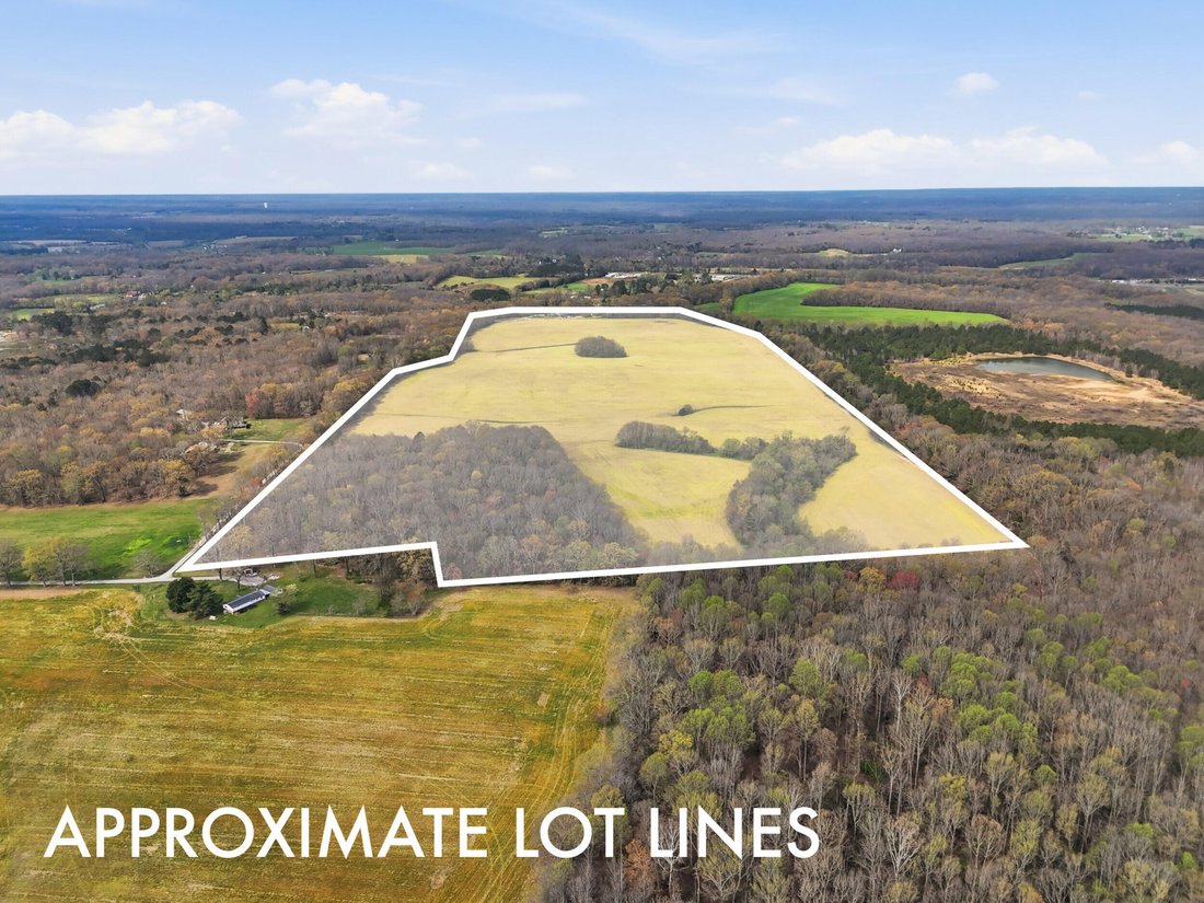 Farm Ranch in Manchester, Tennessee, United States 3 - 17505052