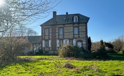 House in Saint-Gatien-des-Bois, Normandy, France 1