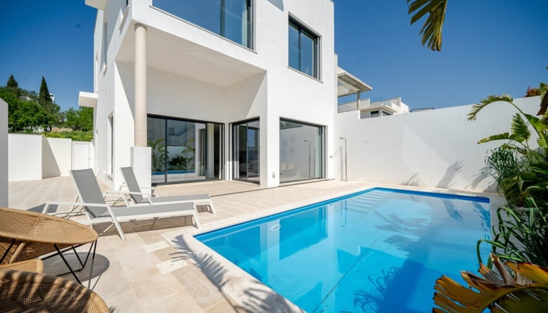 Villa in Santa Barbara de Nexe, Algarve, Portugal 1 - 17503528