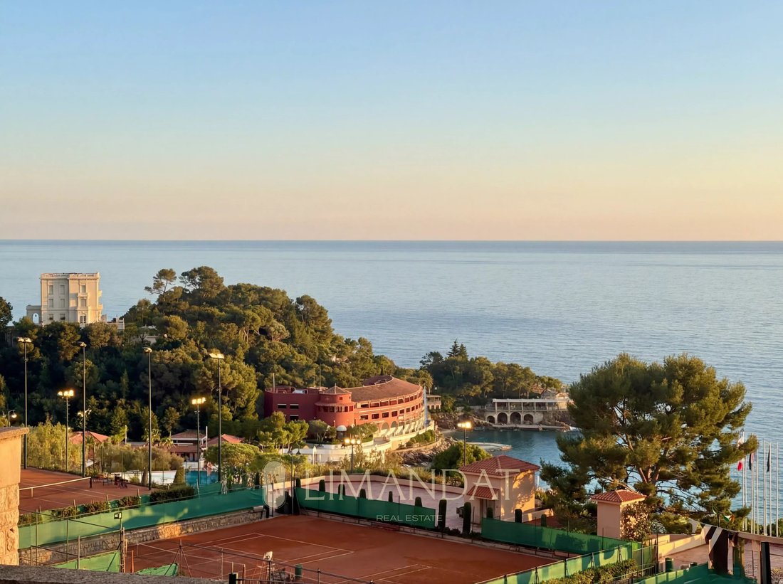 Apartment in Cabbe-Saint Roman, Roquebrune-Cap-Martin, France 1 - 17512247