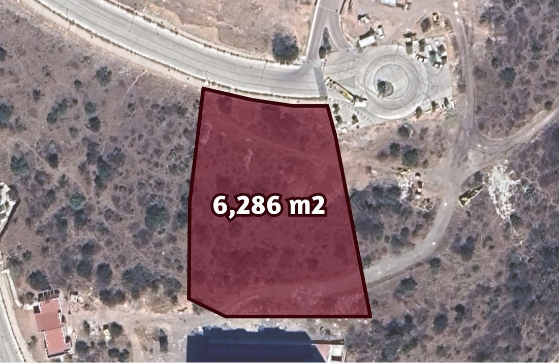 Land in Santiago de Querétaro, Querétaro, Mexico 2 - 17505683