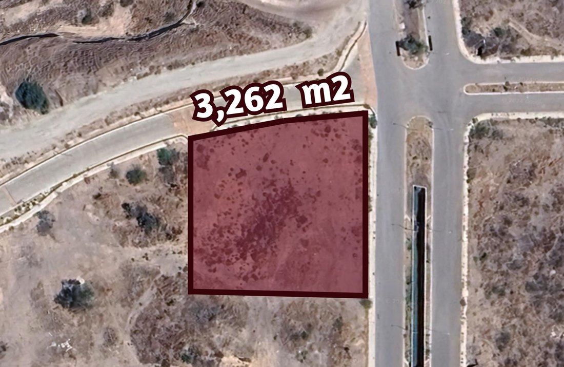 Land in Santiago de Querétaro, Querétaro, Mexico 2 - 17507069
