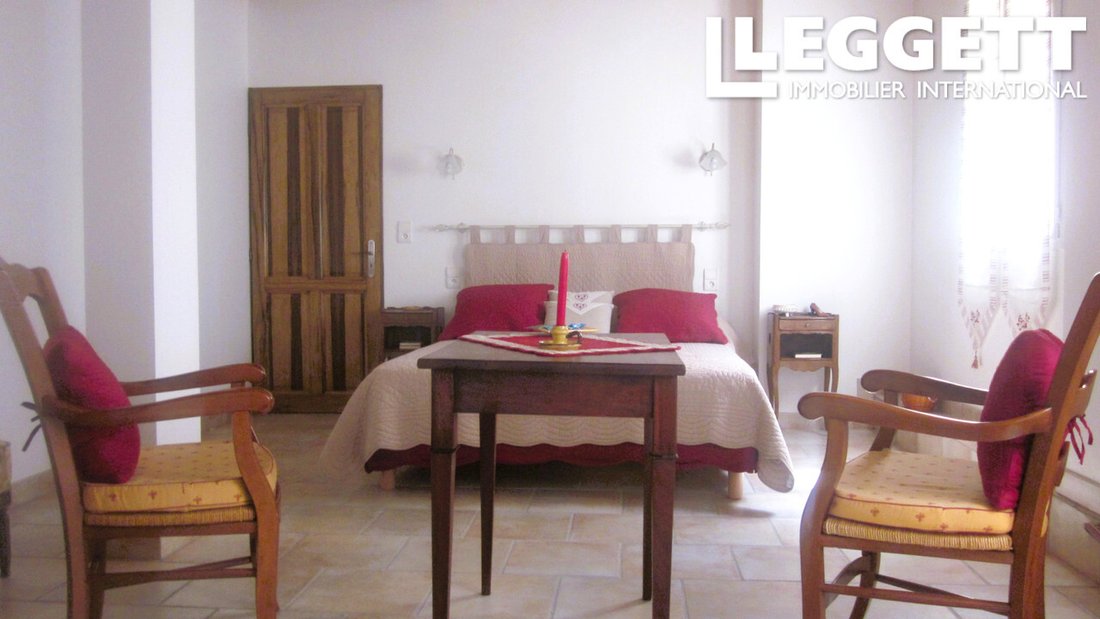 House in Arrondissement of Nimes, Occitania, France 5 - 15576185