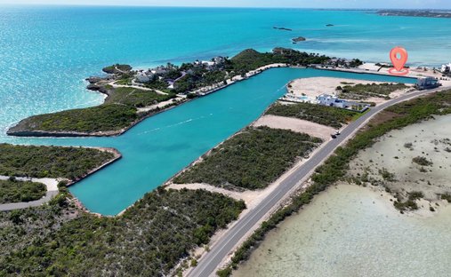 Land in Venetian Road Settlement, Caicos Islands, Turks and Caicos Islands 1