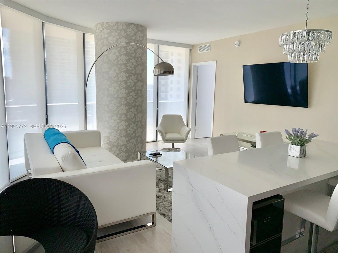 Condo in Miami, Florida, United States 4 - 17509690