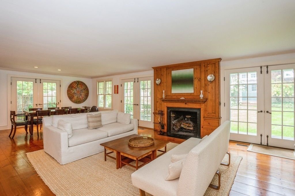 East Hampton, New York, United States 2 - 17510846