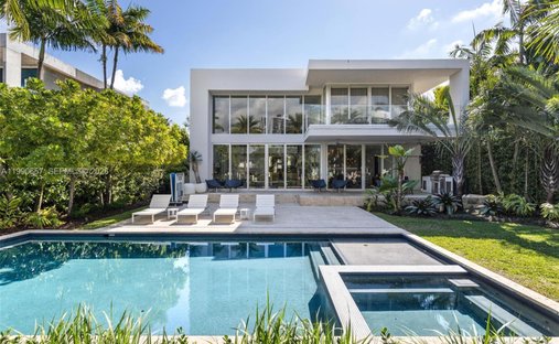 Casa en Golden Beach, Florida, Estados Unidos 1