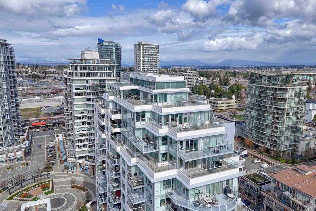 Condo in White Rock, British Columbia, Canada 1 - 17512375