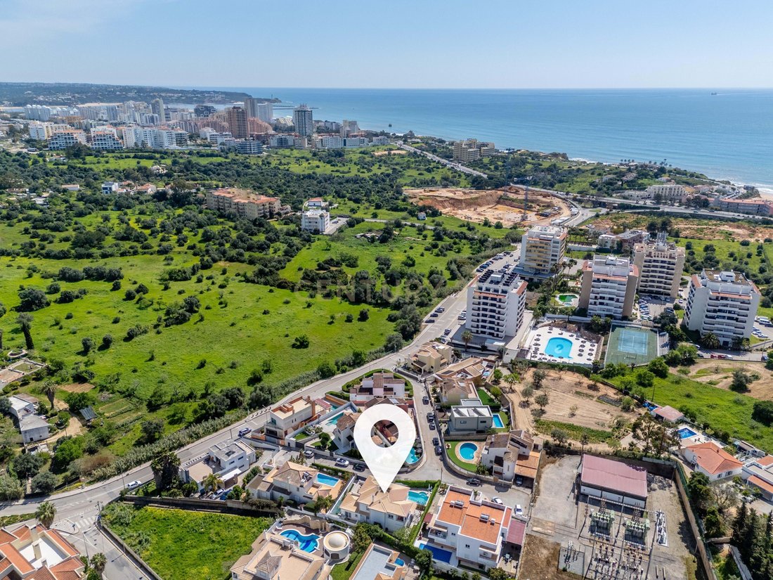 Villa in Portimao, Algarve, Portugal 2 - 17502882