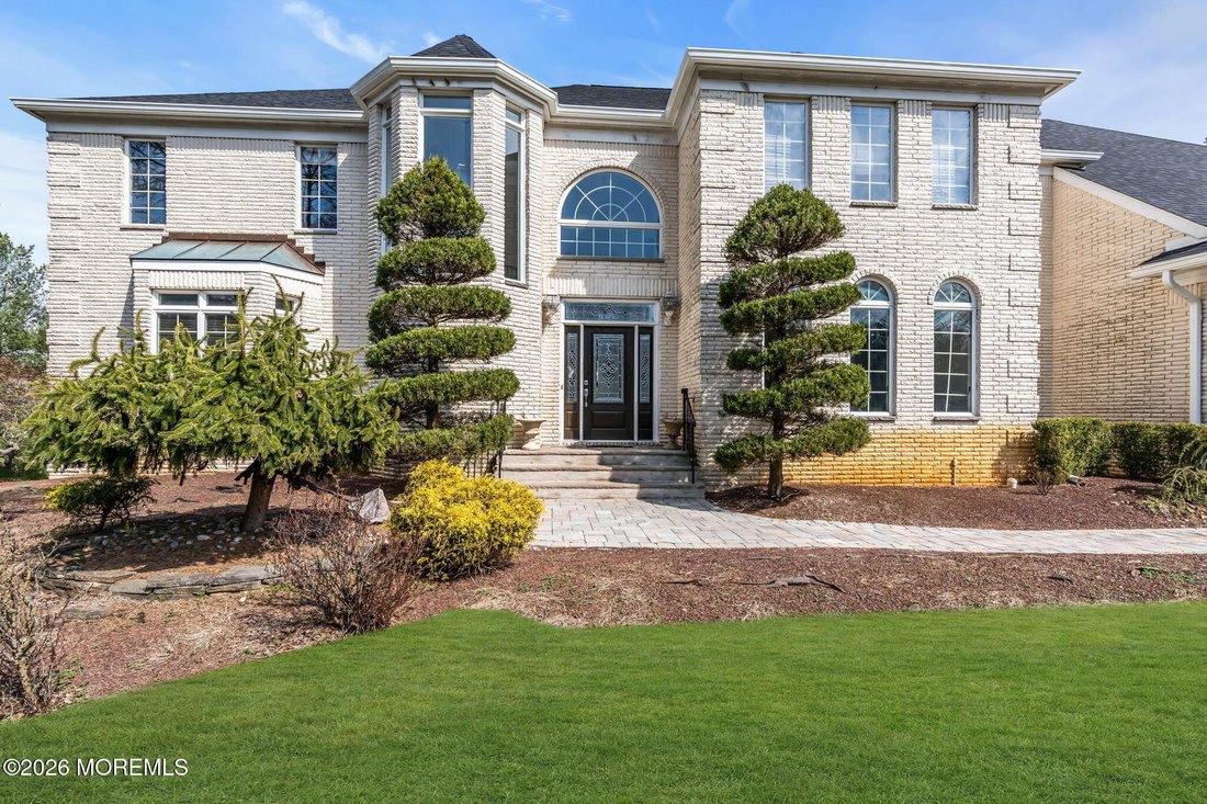 House in Manalapan Township, New Jersey, United States 2 - 17513055
