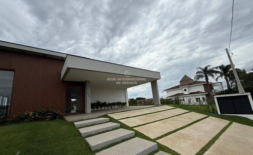 House in Rio Verde, State of Goiás, Brazil 1
