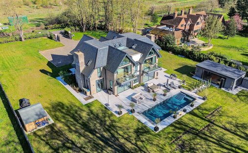 House in Dorney, England 1