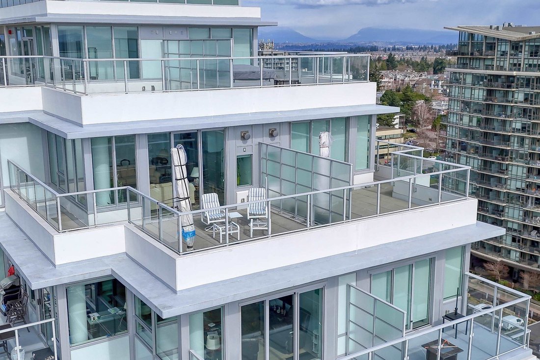 Condo in White Rock, British Columbia, Canada 3 - 17512375