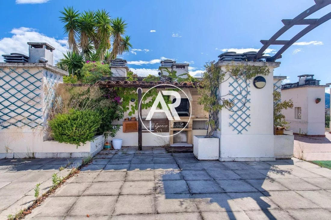 Apartment in Cimiez, Nice, France 1 - 17502953