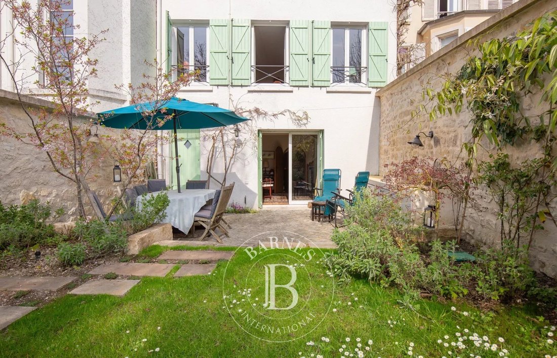 Apartment in Saint-Germain-en-Laye, Ile-de-France, France 1 - 17510930