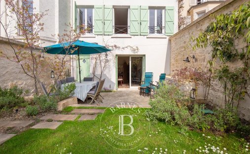 Apartment in Saint-Germain-en-Laye, Ile-de-France, France 1