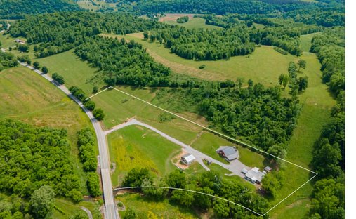 House in Lynnville, Tennessee, United States 1
