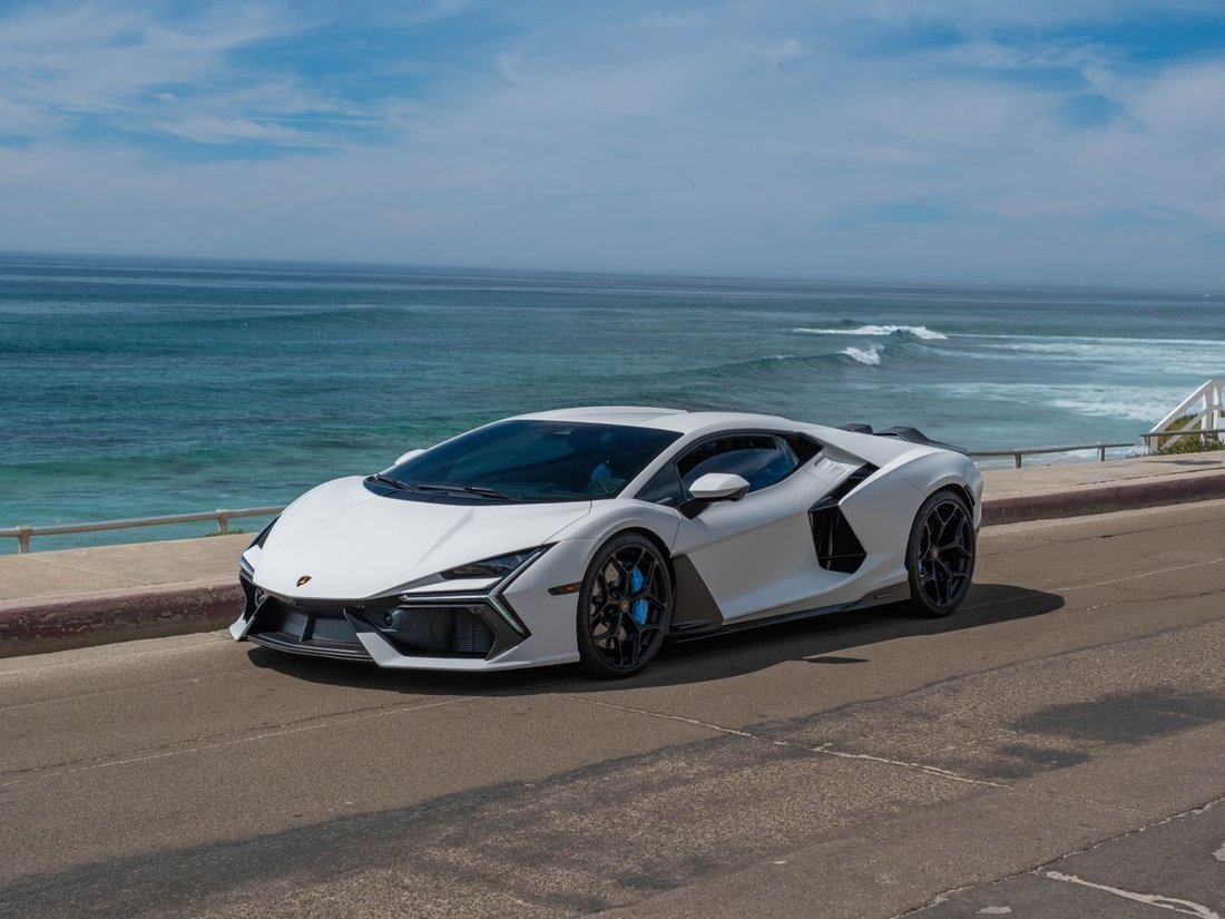 Coupe in La Jolla, CA, United States 1 - 17508881