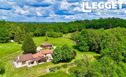 Farm Ranch in Arrondissement of Nontron, Nouvelle-Aquitaine, France 1