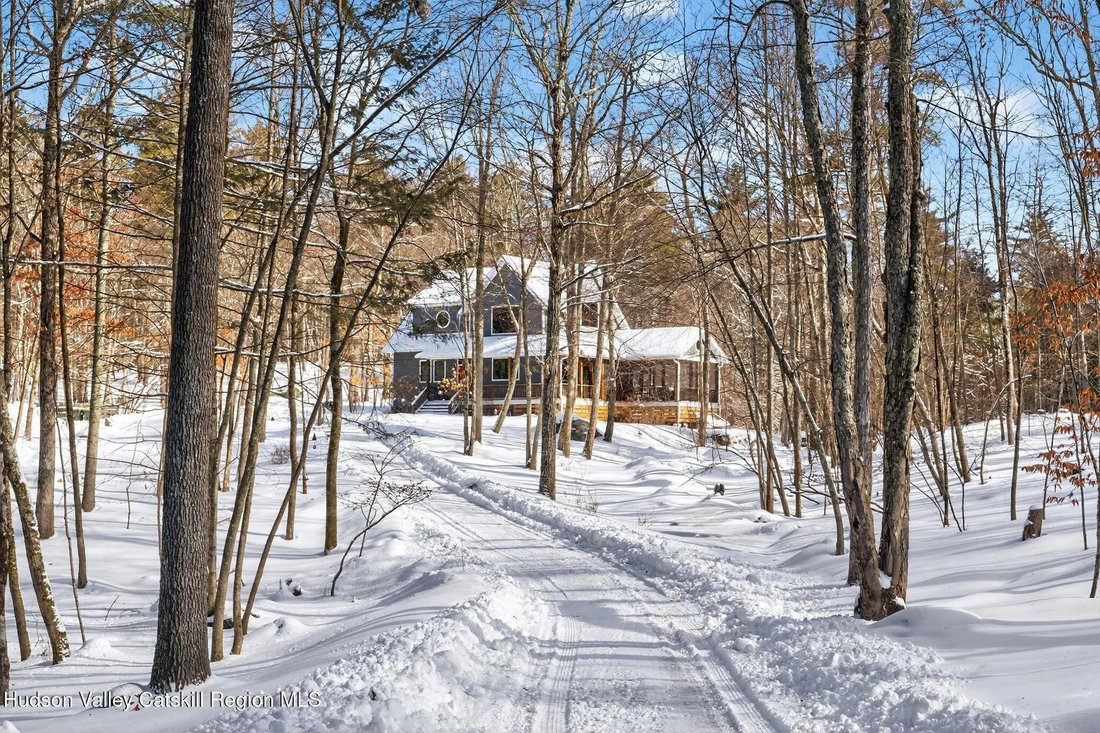 House in Accord, New York, United States 1 - 17332717