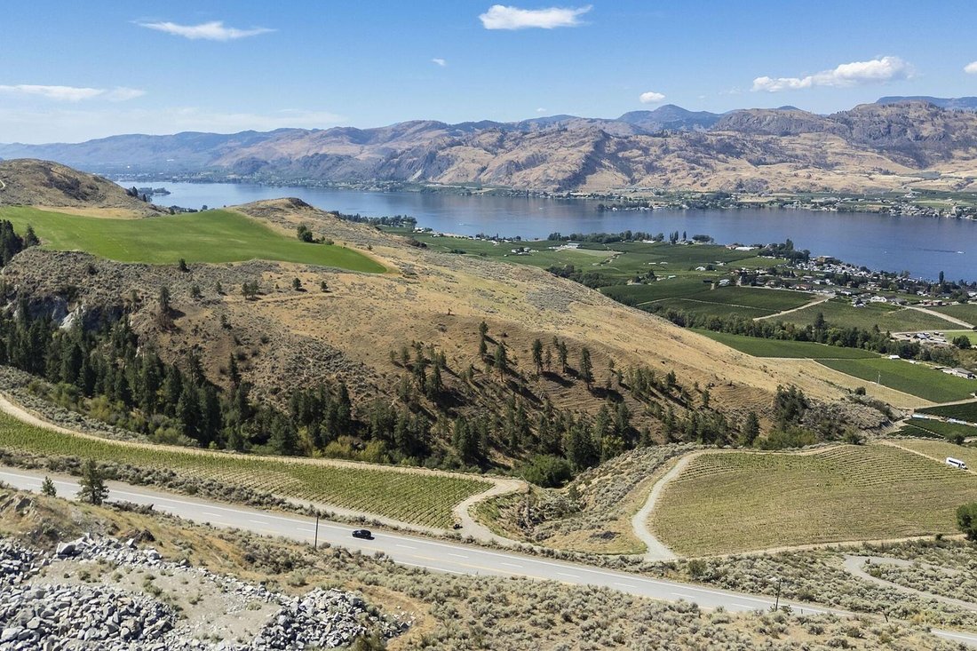 Land in Osoyoos, British Columbia, Canada 3 - 17510025