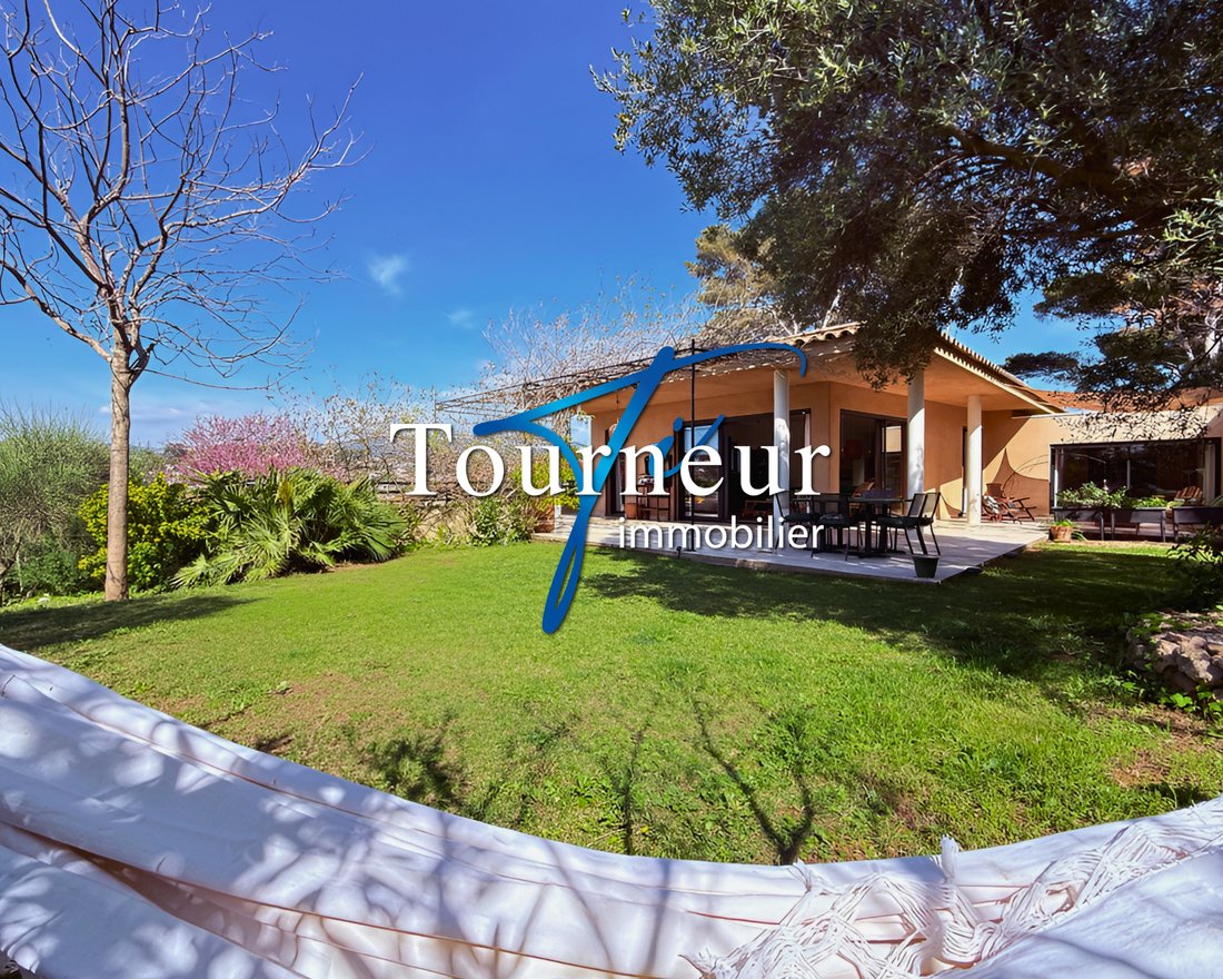 Villa in Nord, Sanary-sur-Mer, France 3 - 17505538