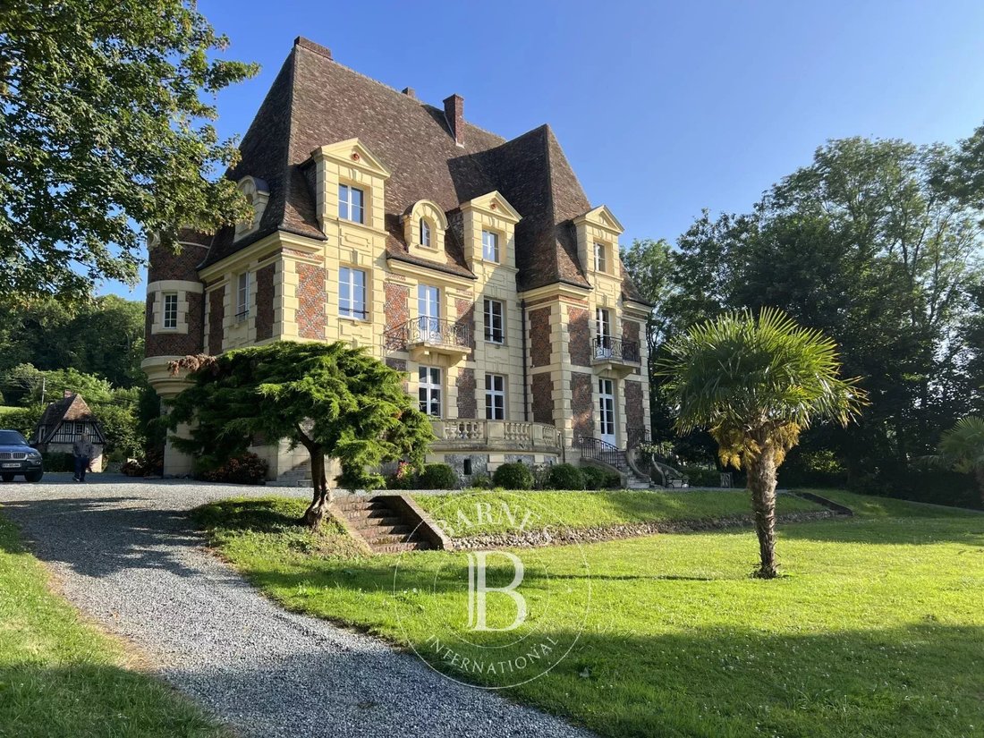 Estate in France 1 - 17510887