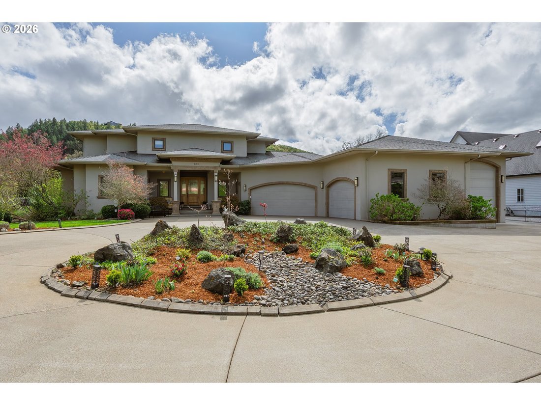 House in Roseburg, Oregon, United States 2 - 17505070