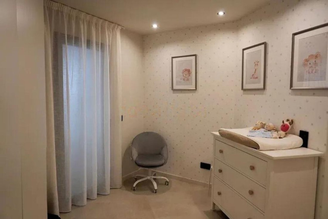 Apartamento en Nueva Andalucía, Marbella, España 3 - 17508970